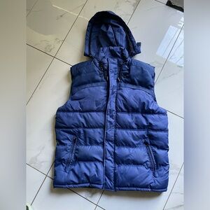 Rocawear Classic puffer vest for men. Size: L. Color: blue